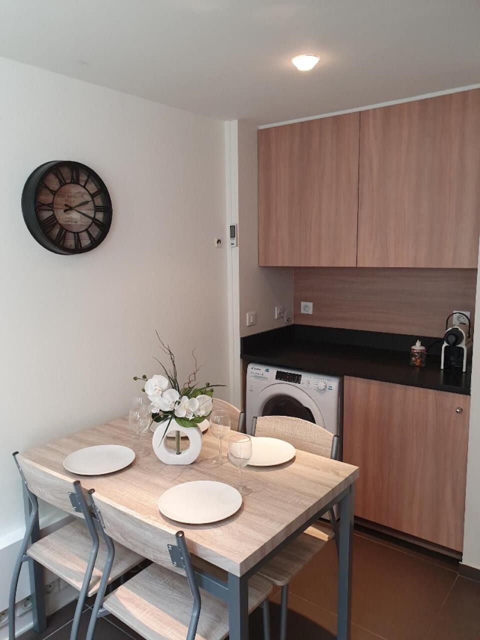 Mini Loft Daval Paris Exterior foto